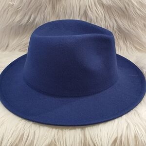Fedora blue / red